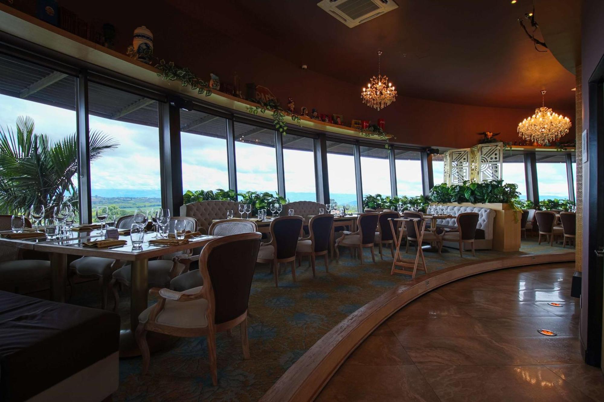 Sonesta Hotel Pereira Cerritos Exteriér fotografie The restaurant